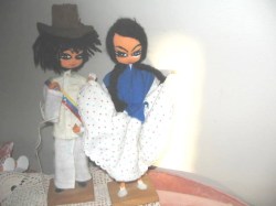 8'' WHIMSY FOLK ART WIRE & CLOTH BOY, GIRL DOLLS WOOD STANDS
